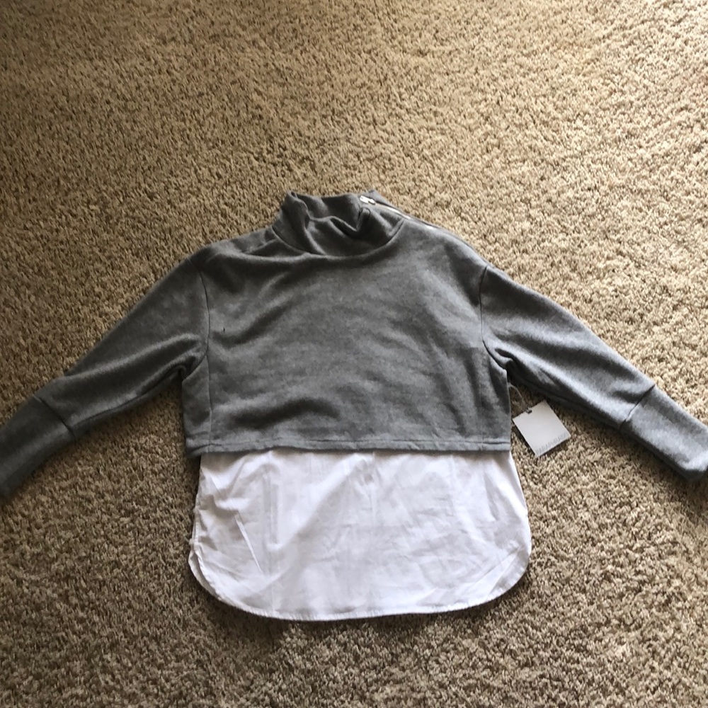 Grey top